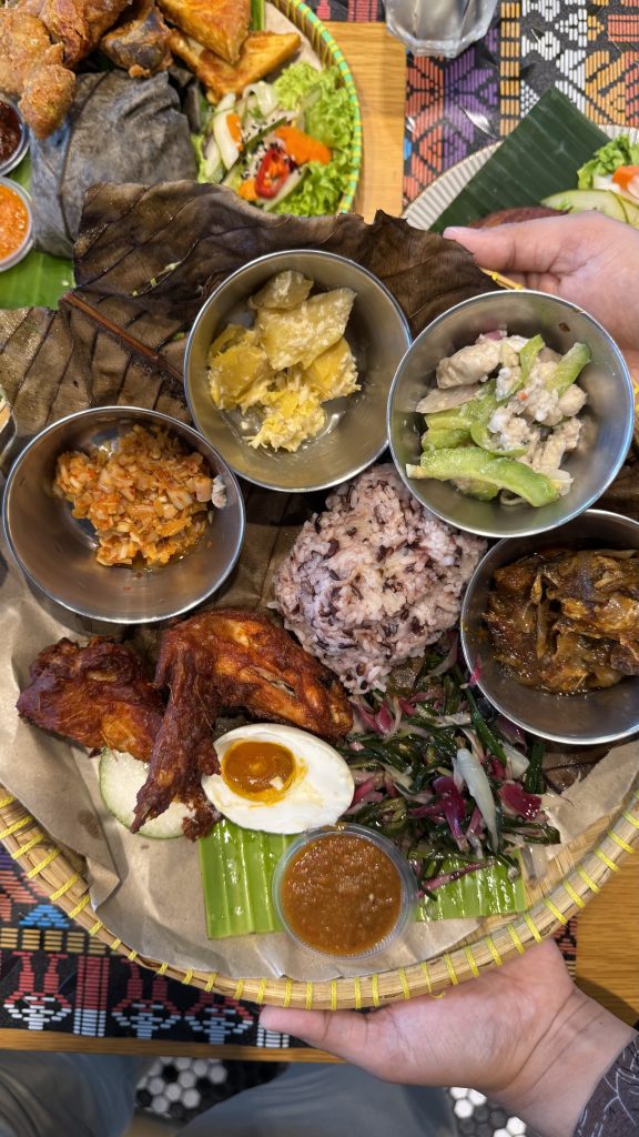 Tempat Makan di Kota Kinabalu